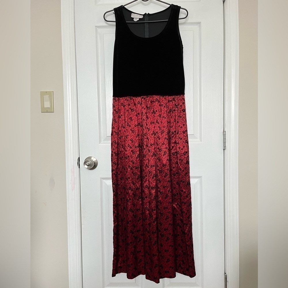 Karin Stevens Vintage Floral Sleeveless Maxi Dress 12